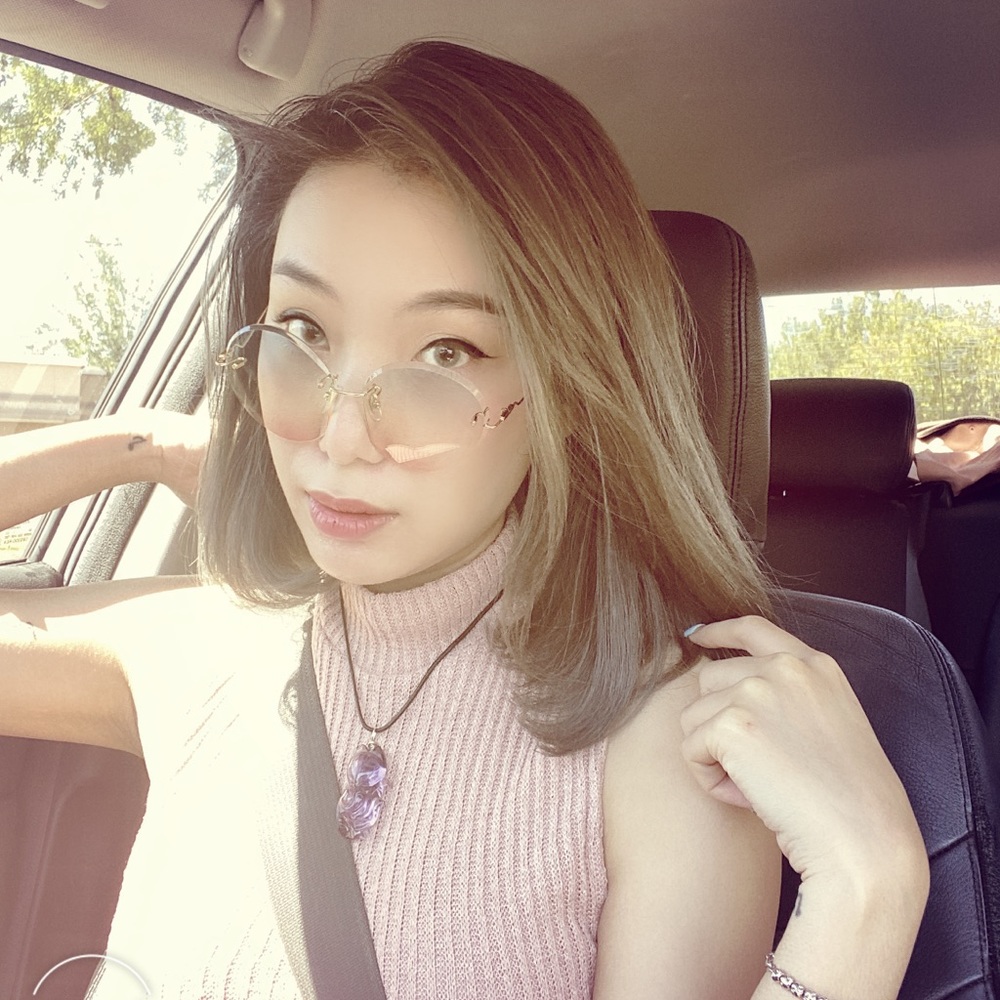 Meet your Posher, Thy